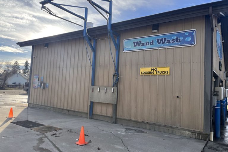 Wand and Detailing Stations Mikes Auto Wash Cranbrook, BC